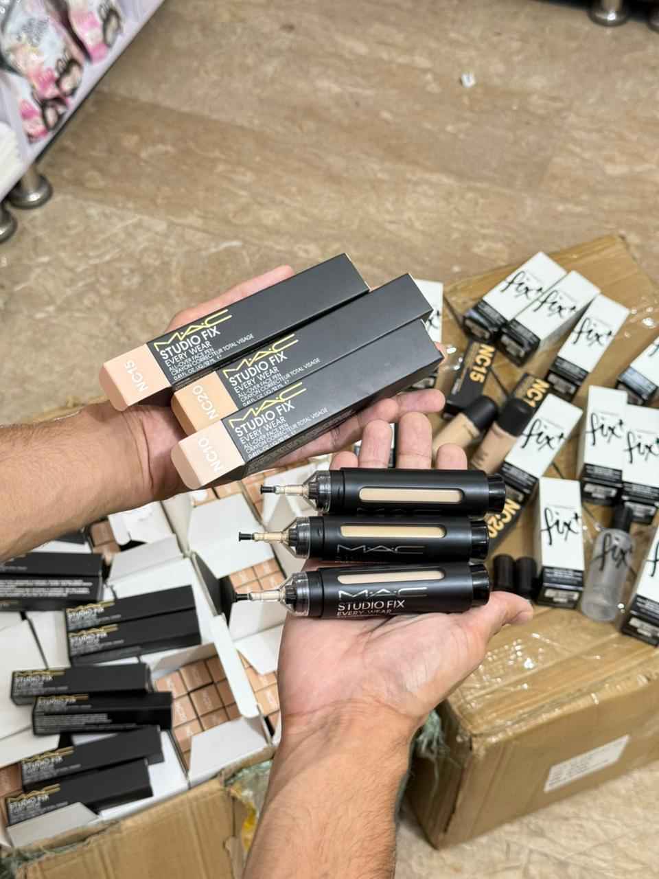 MAC Studio Fix Every-Wear All-Over Face Pen β Flawless Coverage