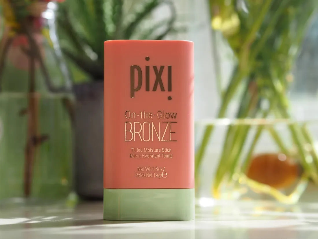 PIXI  ON THE GLOW BRONZE -  ( BEACH GLOW BRONZE BLUSH ) AND SOFT GLOW - 1 BLUSH 1 BRONZER SET